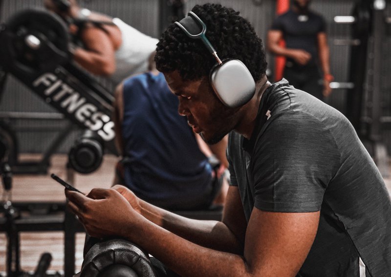 PushPress Train allows members to track progress and performance data